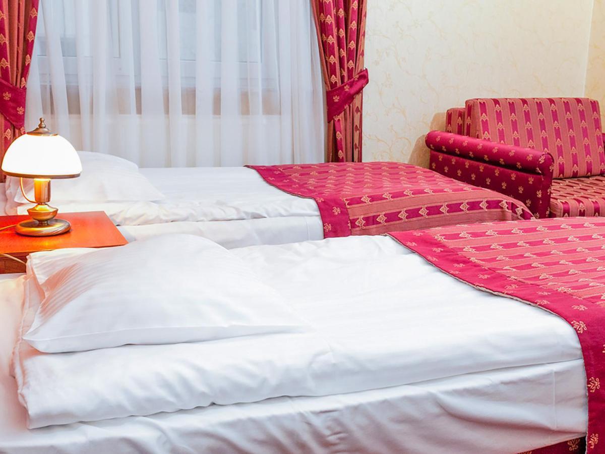 Hotel Korona Сандомир Екстер'єр фото